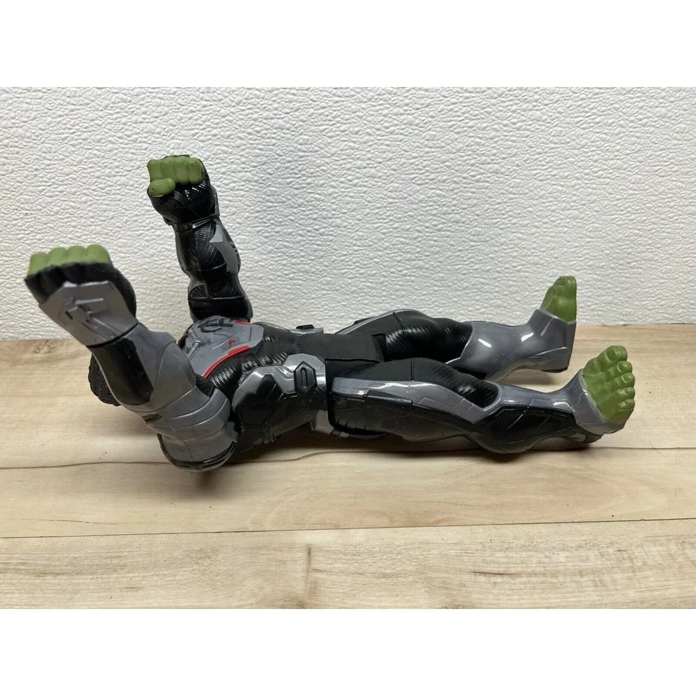 2018 Marvel Avengers Endgame Titan Hulk Plastic Action Figure
